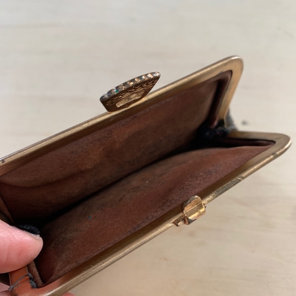 Antique Leather Coin Purse by Lewis / Jenco - Picture 3 of 5